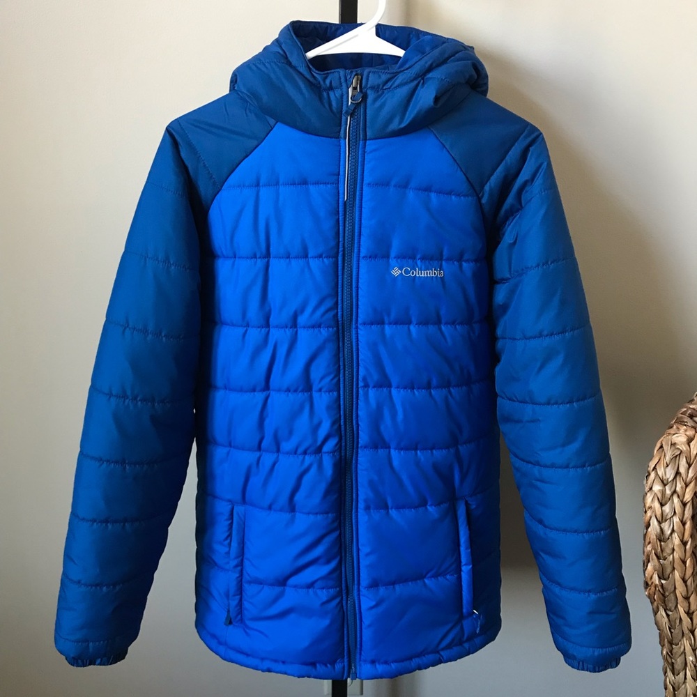 Boys Blue Columbia Puffer Jacket. Size XL.